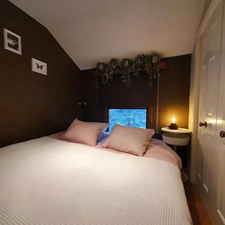 Promenade Dans La Vallee De La Meuse